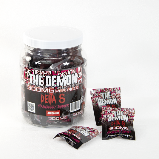 THE DEMON D8 500MG GUMMIES JAR - STRAW JAMMER