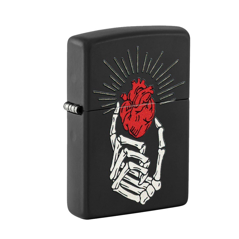 ZIPPO 218 HEART IN HAND LIGHTER